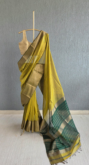 'MARMARA' Handwoven Silk-Cotton Maheshwari Saree