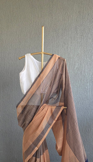 'STRATEGY SESSION' Handwoven Mangalagiri Cotton Saree