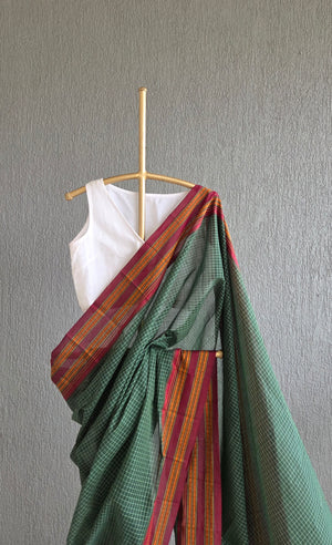 'GIRIJA' Handwoven Narayanpet Cotton Saree