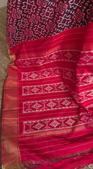 ‘ANANTHAGIRI’ Handwoven Pochampally Ikat Silk Saree