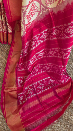‘SIRNAPALLY’ Handwoven Pochampally Ikat Silk Saree