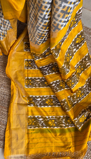 ‘RACHAKONDAL’ Handwoven Pochampally Ikat Silk Saree