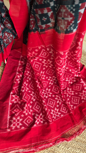 'CHROMATIC DIALOGUE' Handwoven Pochampally Ikat Cotton Saree