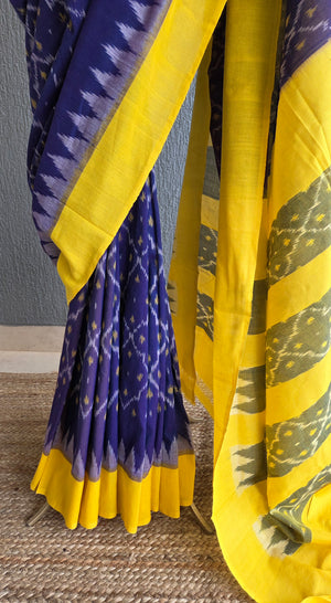 'OPPOSITES ATTRACT' Handwoven Pochampally Ikat Cotton Saree