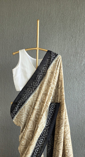 'TONAL SHIFT' Handwoven Pochampally Ikat Cotton Saree
