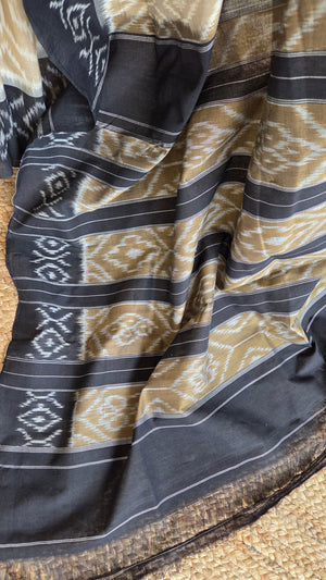 'TONAL SHIFT' Handwoven Pochampally Ikat Cotton Saree