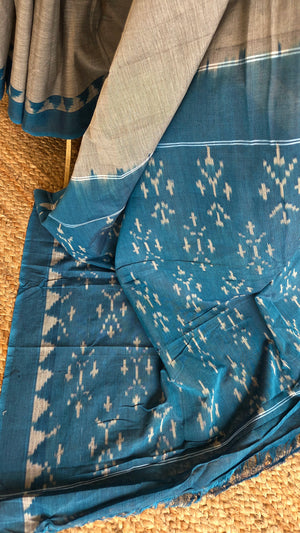 'LUMINOUS INTERVAL' Handwoven Pochampally Ikat Cotton Saree