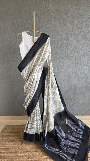 'REFRACTION' Handwoven Pochampally Ikat Cotton Saree