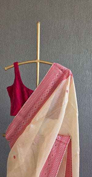 'NARAYANI' Handwoven Bengal Tussar Silk Saree