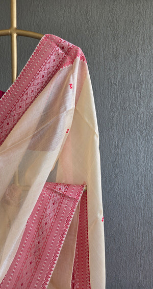 'NARAYANI' Handwoven Bengal Tussar Silk Saree