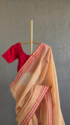'SUHASINI' Handwoven Cotton Dhonekhali saree