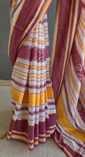 'TARANGINI' Handwoven Cotton Dhonekhali saree