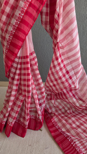 'VINODINI' Handwoven Cotton Dhonekhali saree