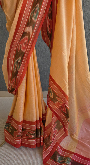 'KUMUDI' Handwoven Cotton Dhonekhali saree