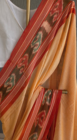 'KUMUDI' Handwoven Cotton Dhonekhali saree