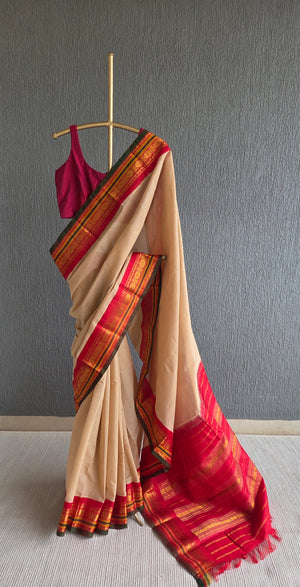 'SURYAKANTI' Handwoven Silk-Cotton Gadwal Saree