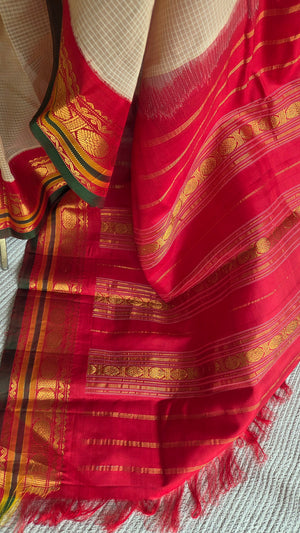 'SURYAKANTI' Handwoven Silk-Cotton Gadwal Saree