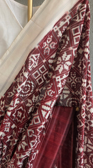 'SHUBHANGI' Handwoven Cotton Pochampally Ikat Saree