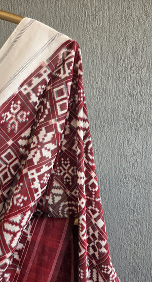'SHUBHANGI' Handwoven Cotton Pochampally Ikat Saree