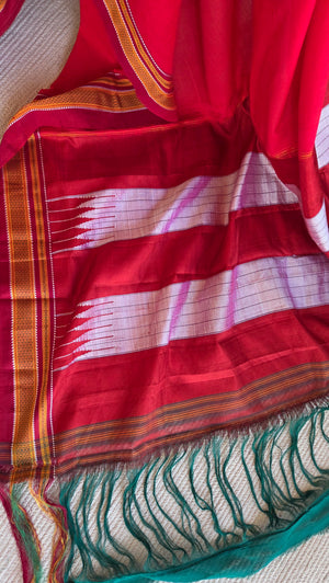 'HIREHALLA' Handwoven Ilkal Silk Pallu Saree