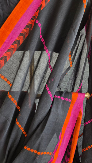 'SHARMISTHA' Handwoven Begumpuri Saree