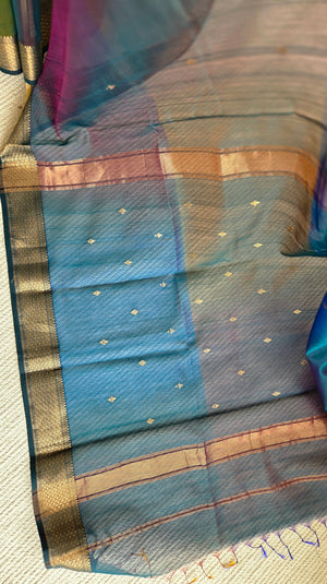 'SUNDARI: PEACOCK' Handwoven Silk-Cotton Maheshwari Saree