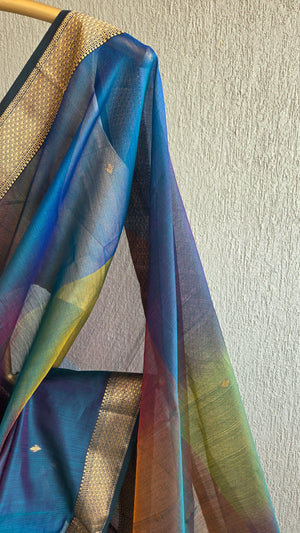 'SUNDARI: PEACOCK' Handwoven Silk-Cotton Maheshwari Saree