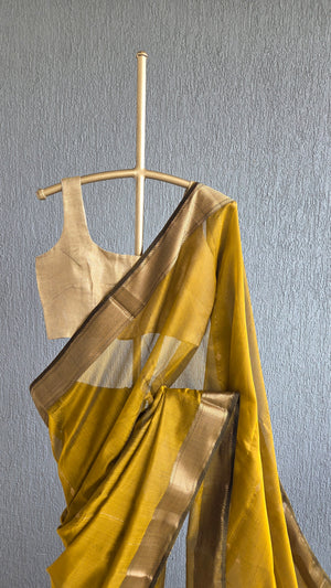 'DHANALAKSHMI: MUSTARD' Handwoven Silk-Cotton Maheshwari Saree