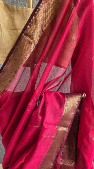 'DHANALAKSHMI: RASPBERRY' Handwoven Silk-Cotton Maheshwari Saree