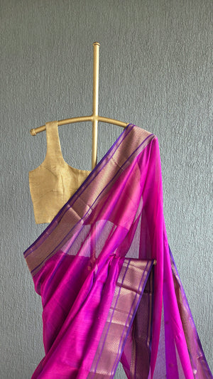 'AVYUKTA: PINK DUAL-TONED' Handwoven Silk-Cotton Maheshwari Saree