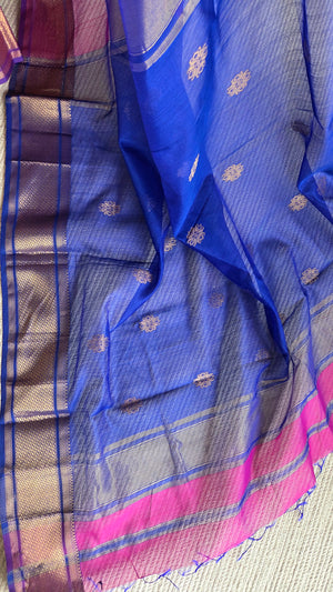 'AVYUKTA: PINK DUAL-TONED' Handwoven Silk-Cotton Maheshwari Saree