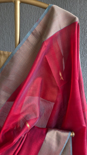 'NEERAJA' Handwoven Silk-Cotton Maheshwari Saree