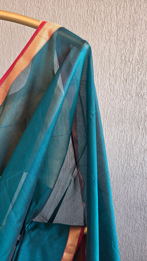 'NANDITHA: DARK TEAL' Handwoven Silk-Cotton Maheshwari Saree