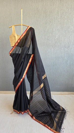 'NANDITHA: BLACK' Handwoven Silk-Cotton Maheshwari Saree