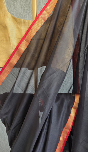 'NANDITHA: BLACK' Handwoven Silk-Cotton Maheshwari Saree