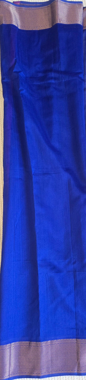 'REVATHI: MAGENTA' Handwoven Silk-Cotton Maheshwari Saree