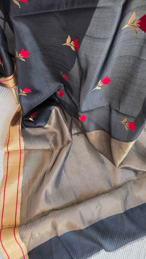 'AMEYA' Handwoven Mulberry Silk Chanderi Saree