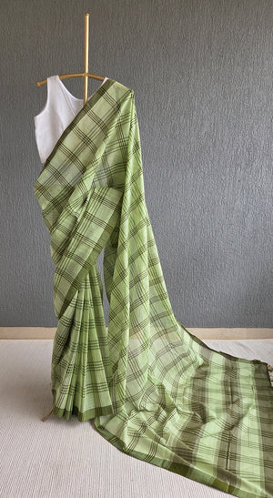 'HARD STOP' Handwoven Mangalagiri Cotton Saree