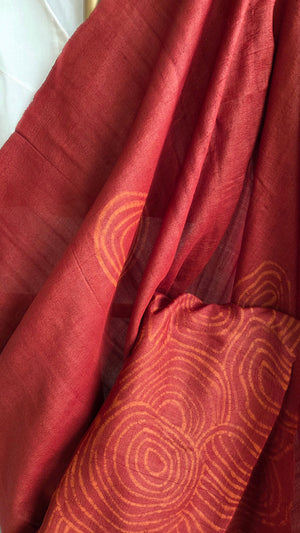 'ON PRIORITY' Handwoven Tussar Silk Batik Saree