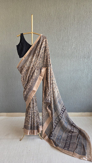 'NELA SAMPANGI' Kalamkari on Handwoven Mangalagiri saree