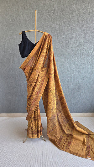 'KANAKAMBARAM' Kalamkari on Handwoven Mangalagiri saree