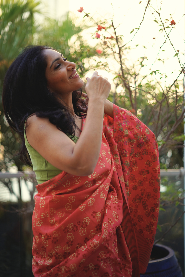 Hoo Nodi | KANAGALE: Rust Silk Saree