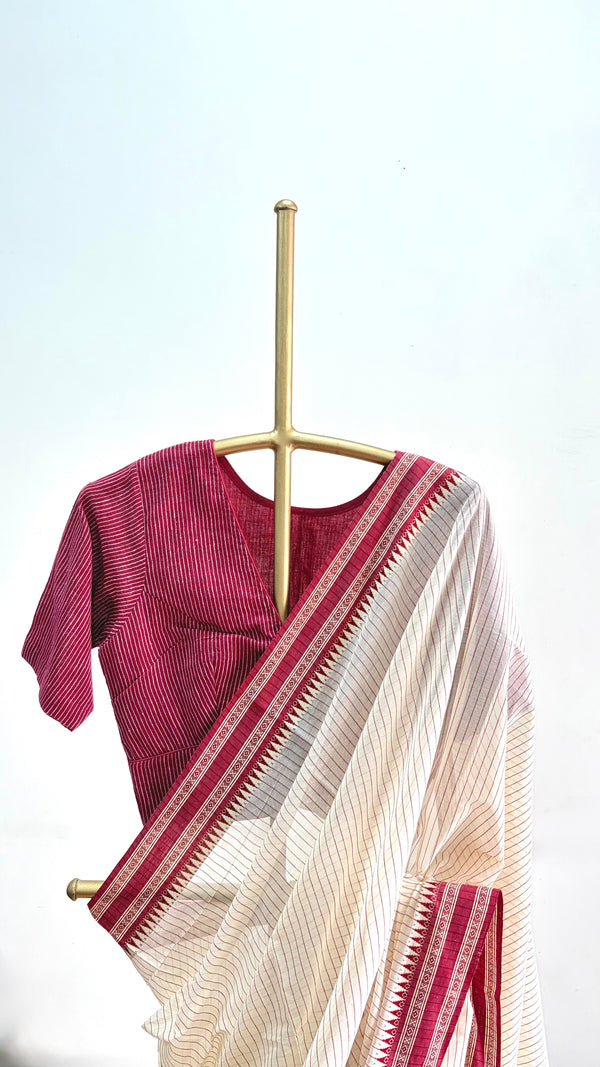 'JYOTSNA: Cream' Handwoven Begumpuri Cotton Saree