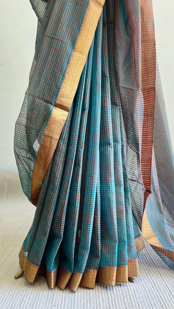'NEELAGOMEDHA' Handwoven Mangalagiri Cotton Saree