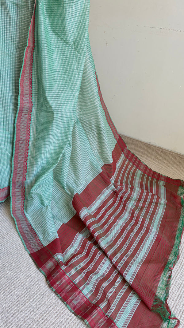 'SADAPHULI' Handwoven Mangalagiri Cotton Saree