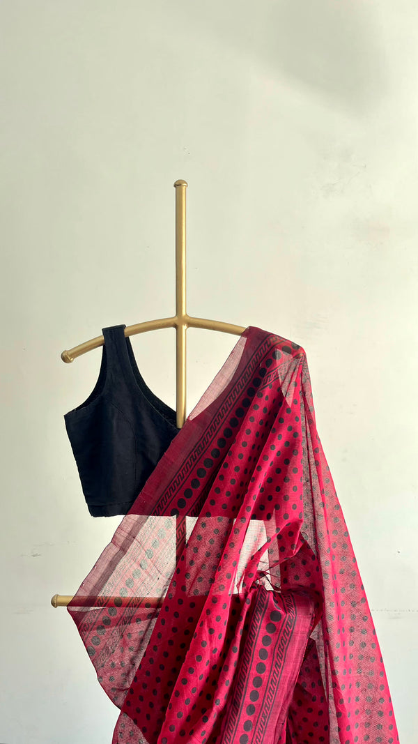 'VRITTA : Maroon' Mangalagiri Cotton Saree