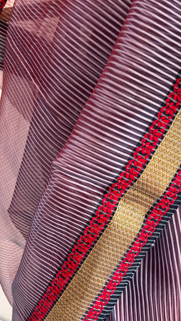 'MIRNALINI' Handwoven Silk by Silk-Cotton Maheshwari Saree