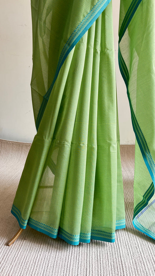 'SAANVI' Handwoven Silk-Cotton Maheshwari Saree
