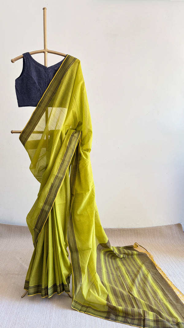 'SUMERU' Handwoven Mangalagiri Cotton Saree