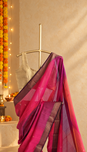 'SUNDARI: TOMATO RED' Handwoven Silk-Cotton Maheshwari Saree